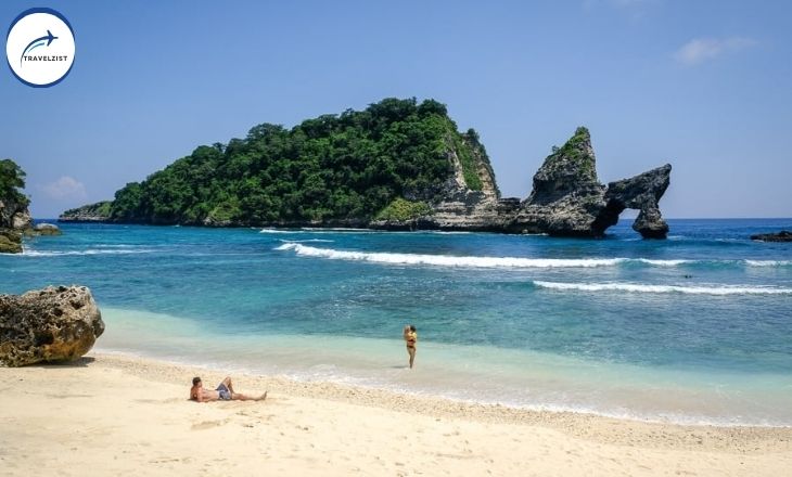 beautiful beach of Nusa Penida